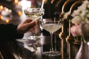 NYE Drinks at the Crab